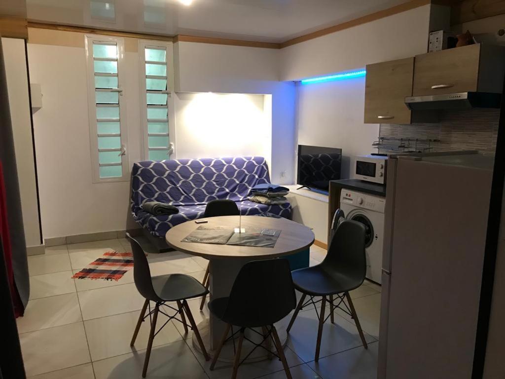 Nicole Residence Avec Piscine Chauffee & Jacuzzi Saint-André Kültér fotó