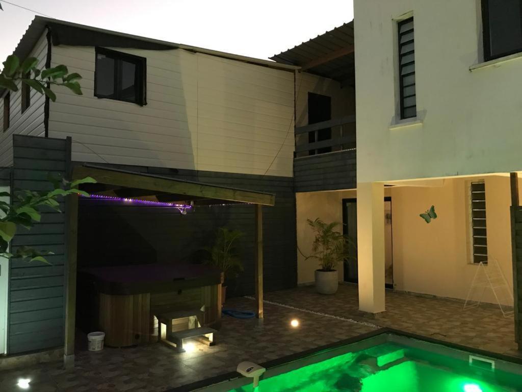 Nicole Residence Avec Piscine Chauffee & Jacuzzi Saint-André Kültér fotó