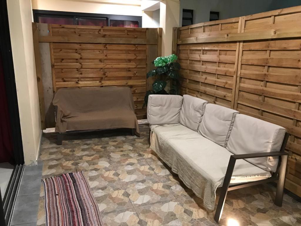 Nicole Residence Avec Piscine Chauffee & Jacuzzi Saint-André Kültér fotó